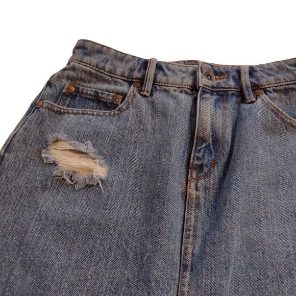 Roxy Women's Distressed Denim Skirt Size Small - Picture 3 of 13